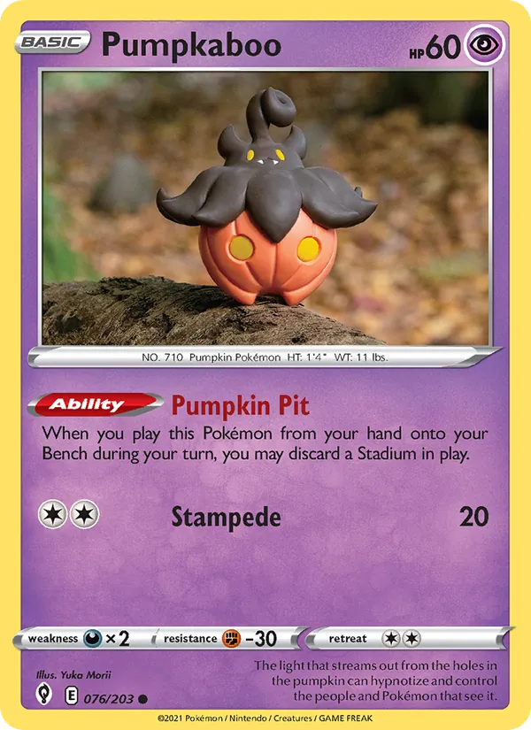 Pumpkaboo 76/203 Evolving Skies